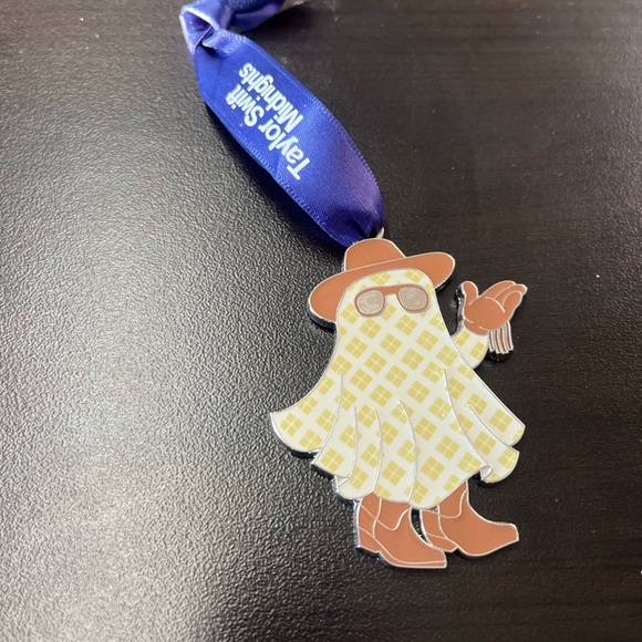 Taylor Swift cowgirl midnights Ghost ornament box NOT included - Picture 5 of 7